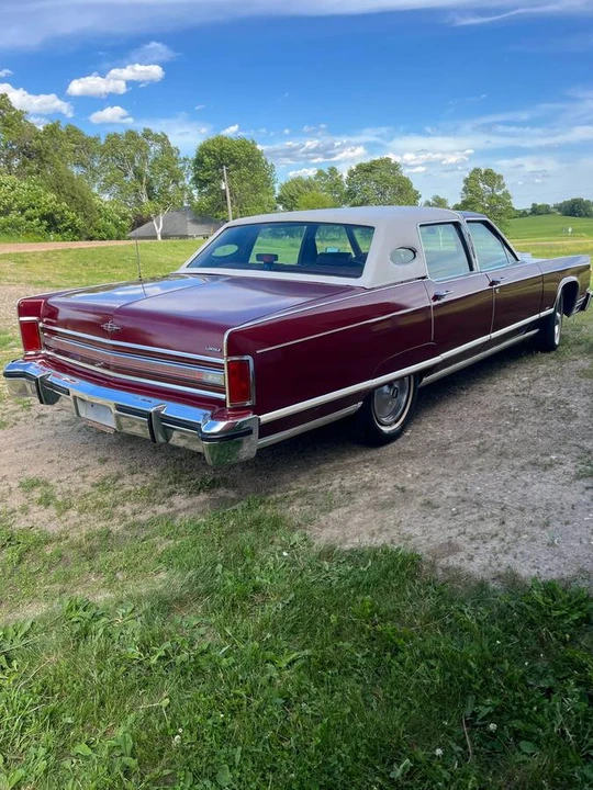 1977 Lincoln Continental 5th Gen - Image 5 of 20