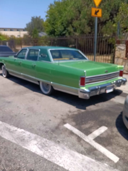 1977 Lincoln Continental 5th Gen - Image 18 of 20