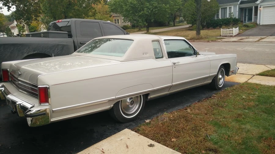 1977 Lincoln Continental 5th Gen - Image 2 of 9