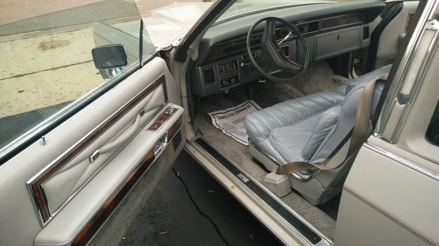 1977 Lincoln Continental 5th Gen - Image 6 of 9