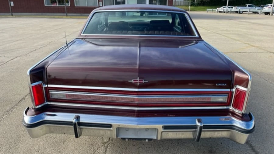 1977 Lincoln Continental 5th Gen - Image 4 of 16