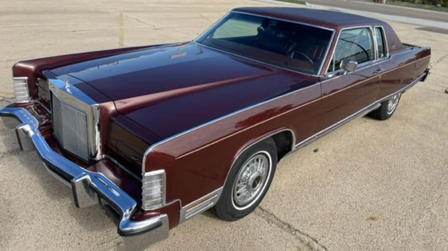 1977 Lincoln Continental 5th Gen - Image 16 of 16
