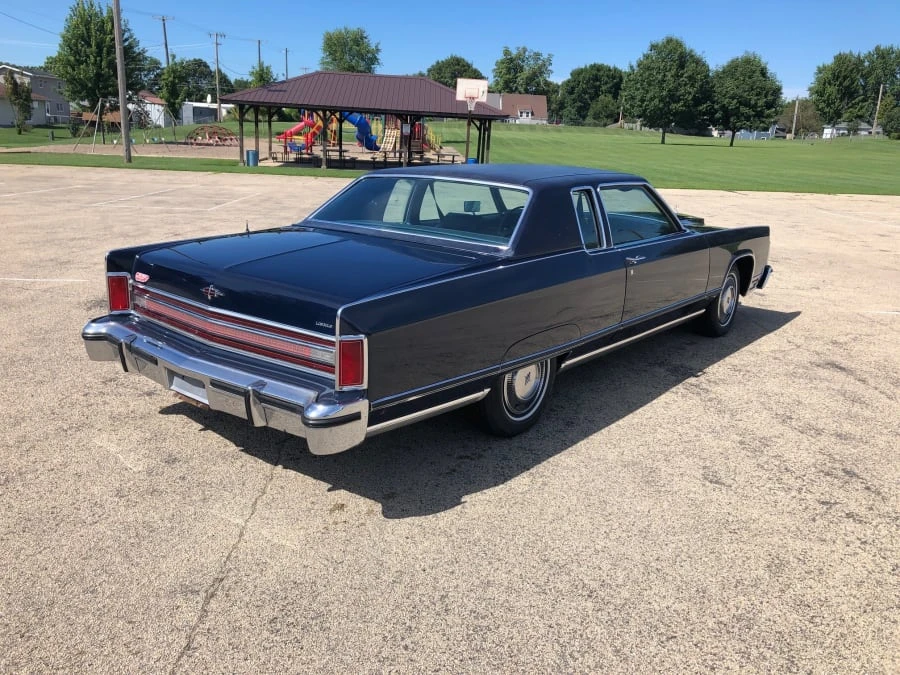 1977 Lincoln Continental 5th Gen - Image 3 of 12