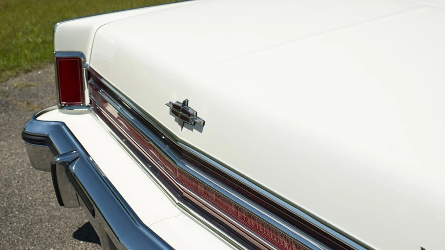 1977 Lincoln Continental 5th Gen - Image 10 of 12