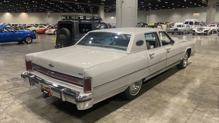 1977 Lincoln Continental 5th Gen - Image 4 of 5