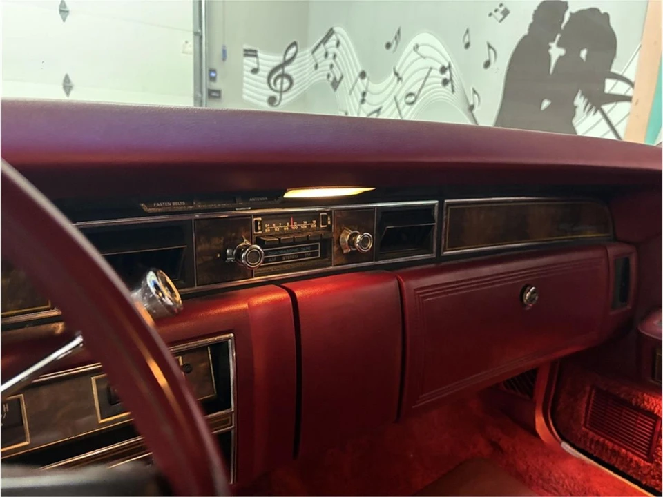 1977 Lincoln Continental 5th Gen - Image 25 of 31