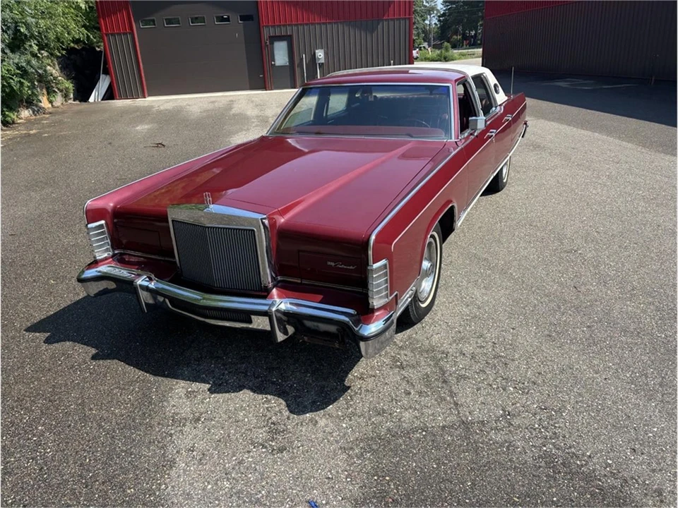 1977 Lincoln Continental 5th Gen - Image 4 of 31
