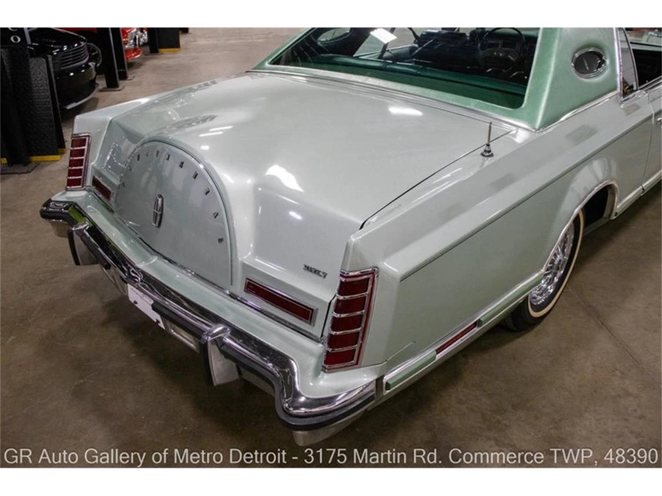 1977 Lincoln Continental 5th Gen - Image 15 of 31