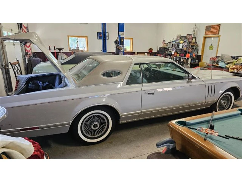 1977 Lincoln Continental 5th Gen - Image 4 of 20