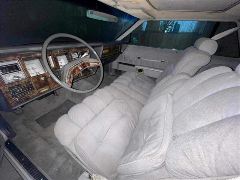 1977 Lincoln Continental 5th Gen - Image 12 of 20