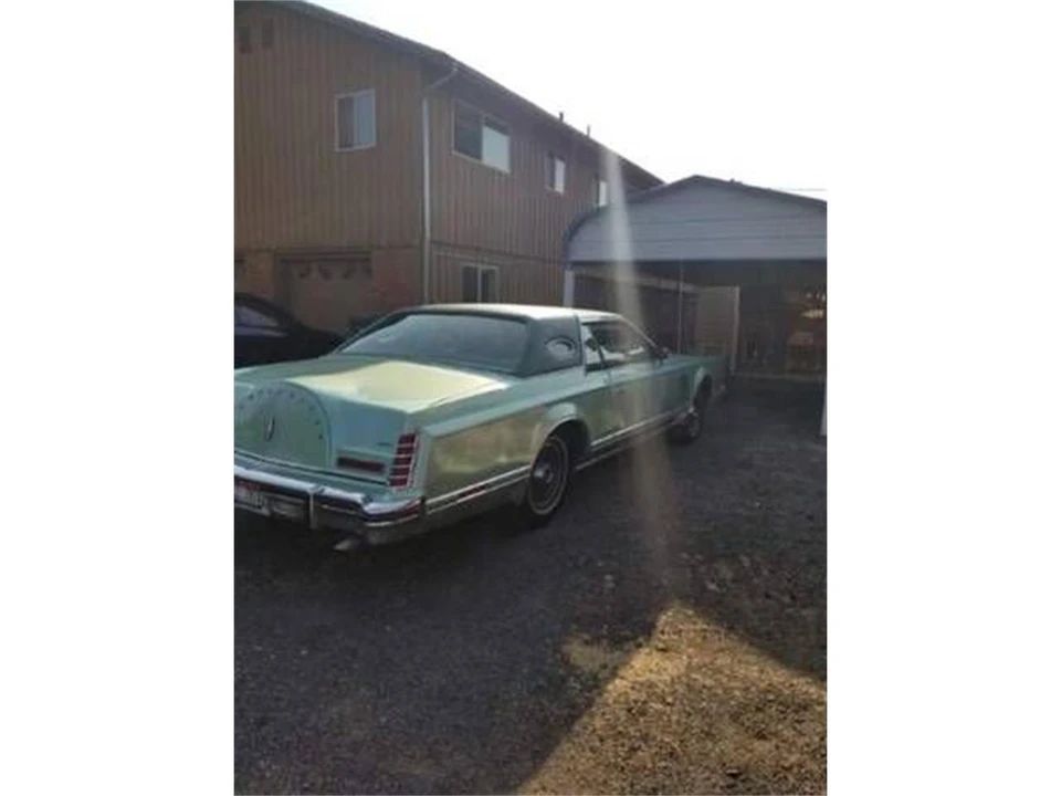 1977 Lincoln Continental 5th Gen - Image 4 of 8