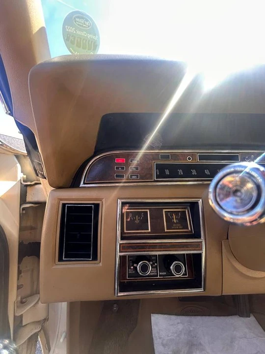 1977 Lincoln Continental 5th Gen - Image 13 of 16