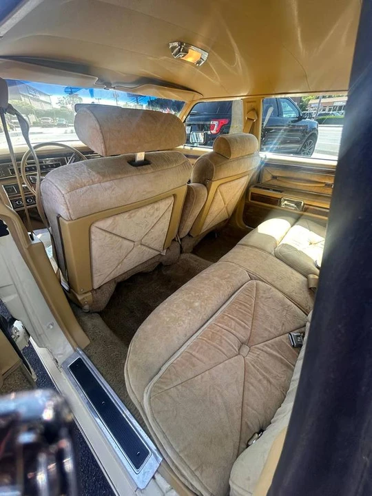 1977 Lincoln Continental 5th Gen - Image 7 of 16