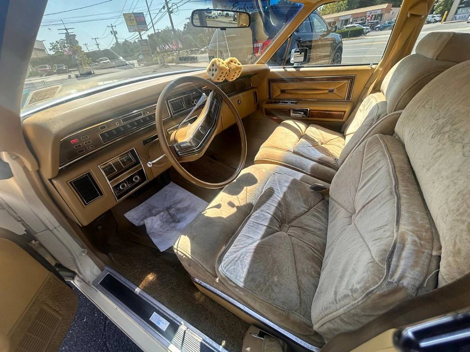 1977 Lincoln Continental 5th Gen - Image 2 of 16