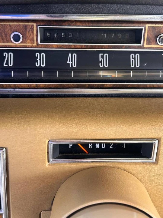 1977 Lincoln Continental 5th Gen - Image 11 of 16