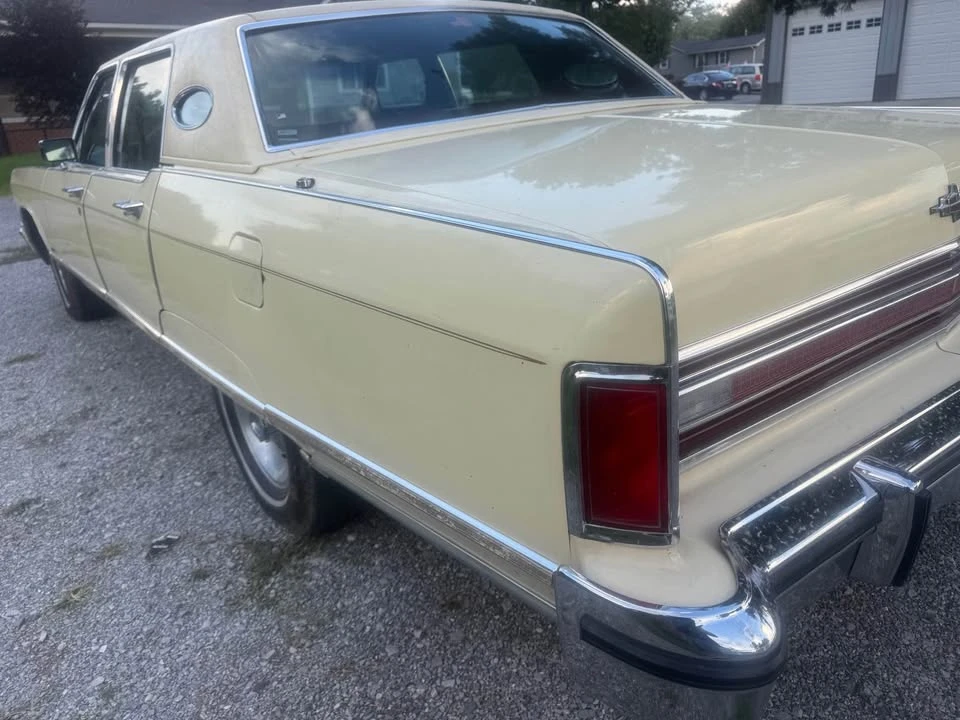 1977 Lincoln Continental 5th Gen - Image 11 of 11