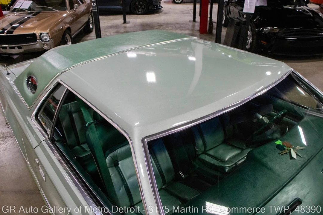 1977 Lincoln Continental Mark V - Image 14 of 31