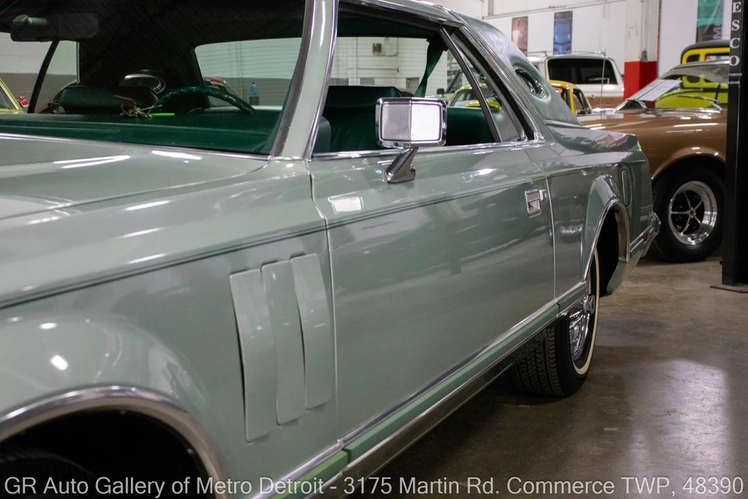 1977 Lincoln Continental Mark V - Image 21 of 31
