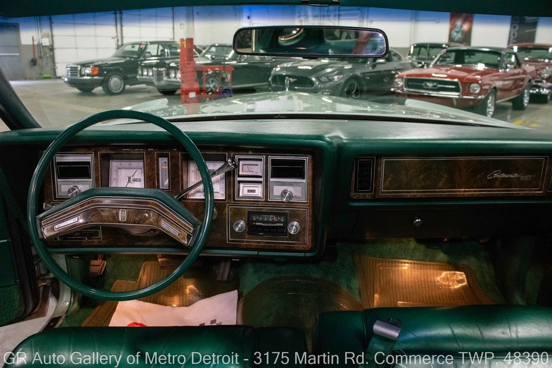 1977 Lincoln Continental Mark V - Image 16 of 31