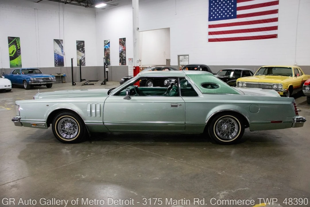 1977 Lincoln Continental Mark V - Image 3 of 31