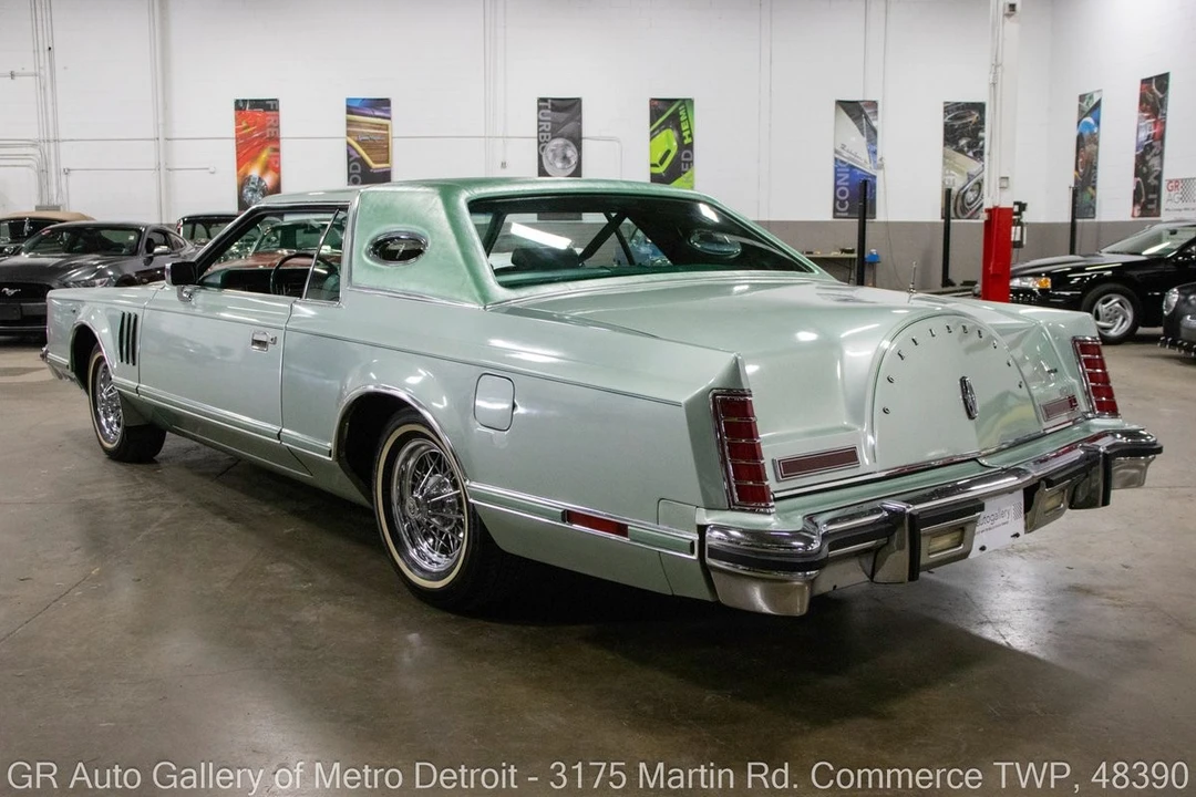 1977 Lincoln Continental Mark V - Image 4 of 31