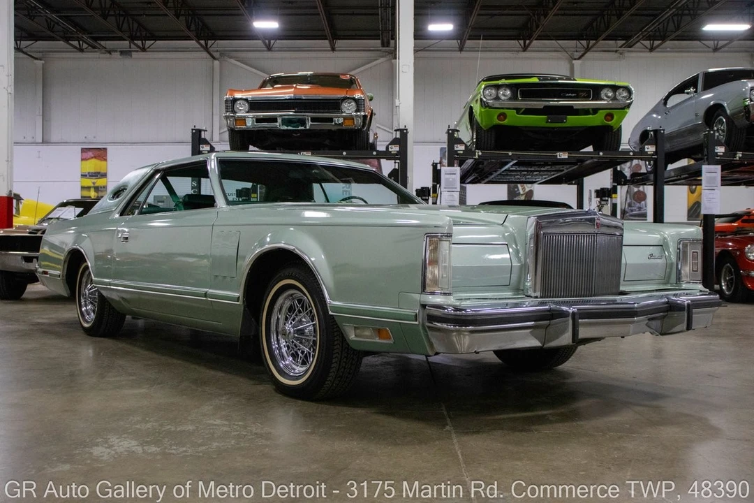 1977 Lincoln Continental Mark V - Image 10 of 31