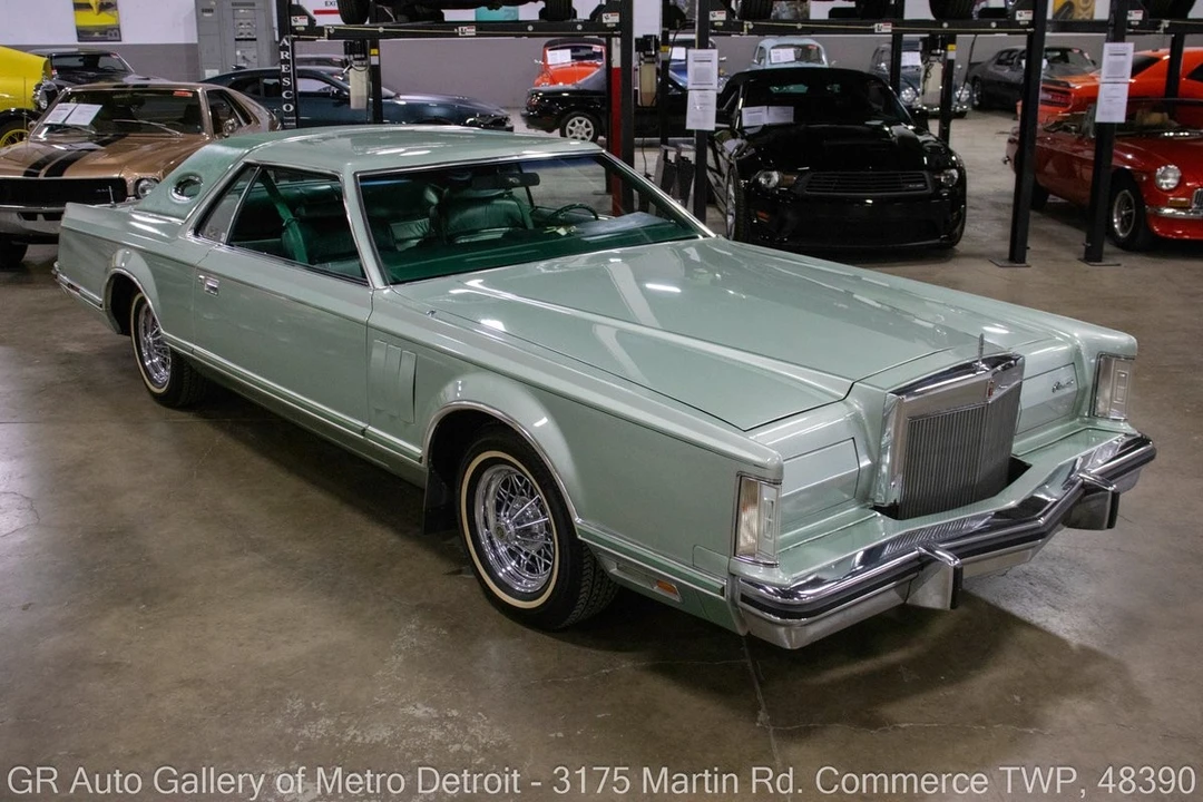1977 Lincoln Continental Mark V - Image 9 of 31