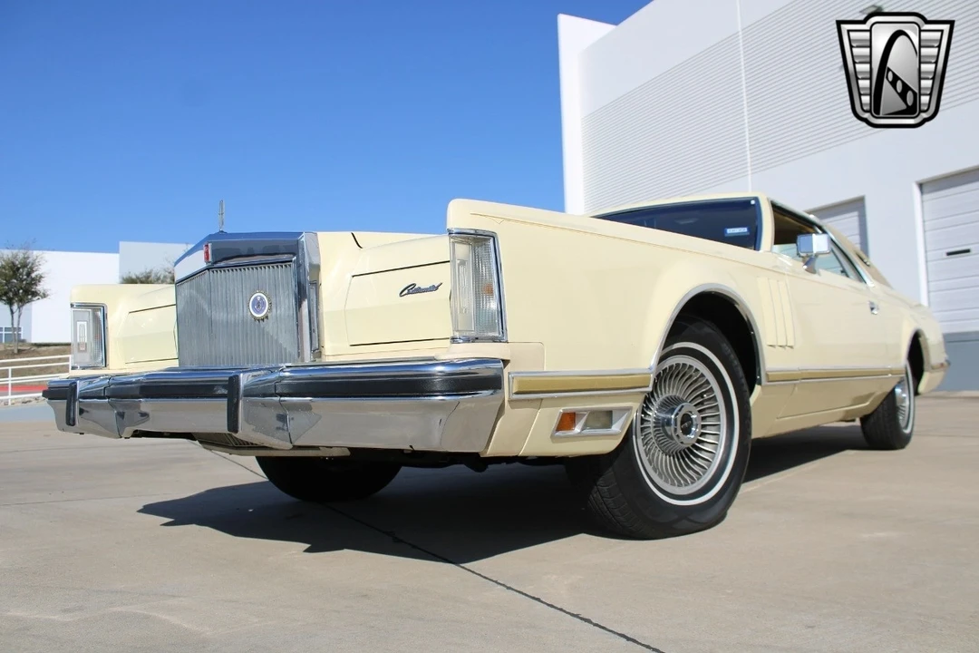1977 Lincoln Continental Mark V - Image 5 of 12