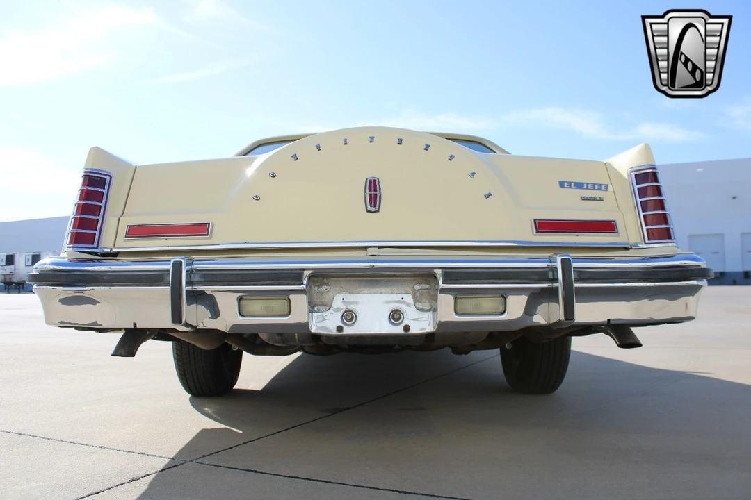 1977 Lincoln Continental Mark V - Image 15 of 21