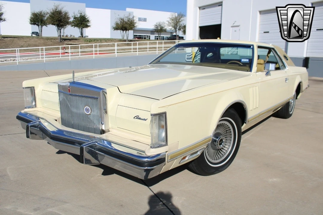 1977 Lincoln Continental Mark V - Image 4 of 12
