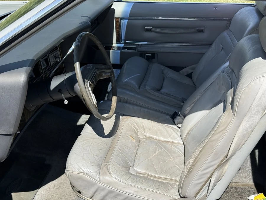 1977 Lincoln Continental Mark V - Image 6 of 14