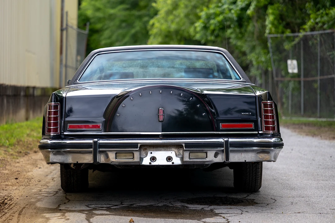 1977 Lincoln Continental Mark V - Image 7 of 31