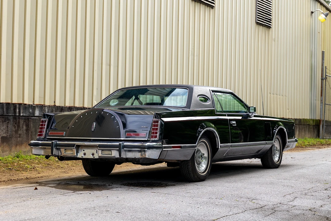 1977 Lincoln Continental Mark V - Image 6 of 31