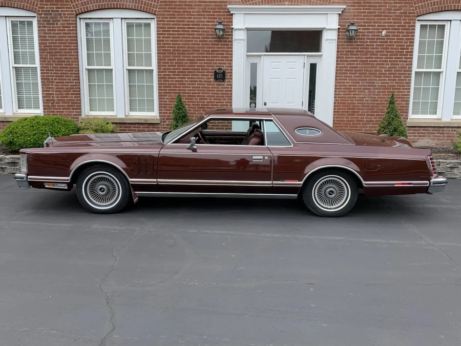 1977 Lincoln Continental Mark V - Image 2 of 8
