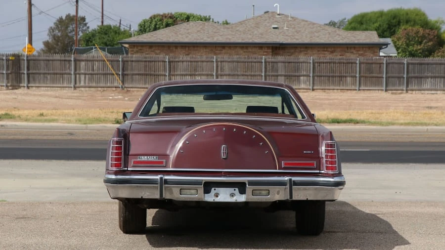 1977 Lincoln Continental Mark V - Image 9 of 12