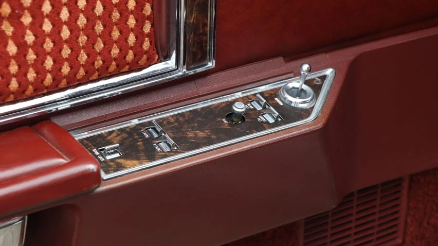 1977 Lincoln Continental Mark V - Image 10 of 12