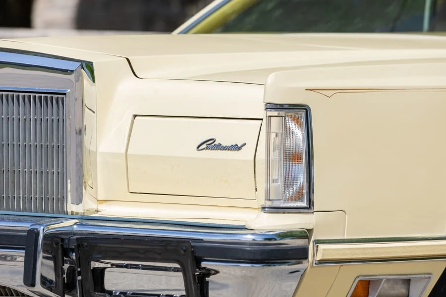 1977 Lincoln Continental Mark V - Image 22 of 31
