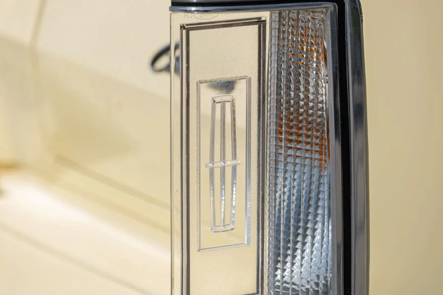 1977 Lincoln Continental Mark V - Image 13 of 31