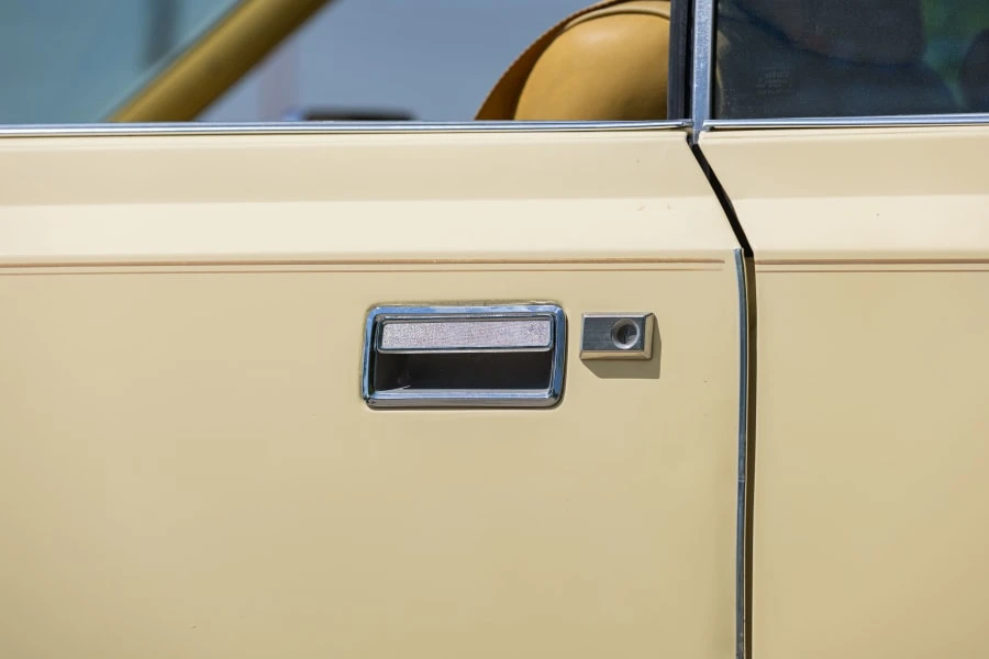 1977 Lincoln Continental Mark V - Image 10 of 31