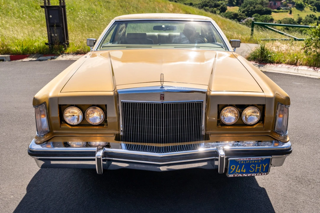 1977 Lincoln Continental Mark V - Image 4 of 31