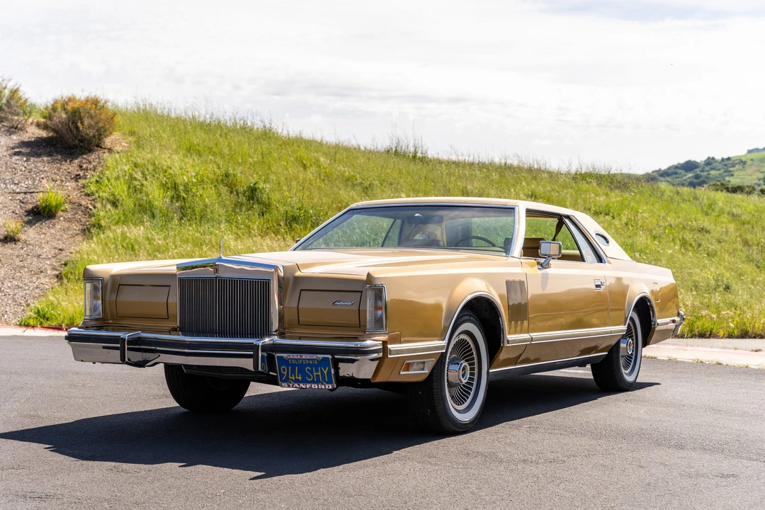 1977 Lincoln Continental Mark V - Image 5 of 31