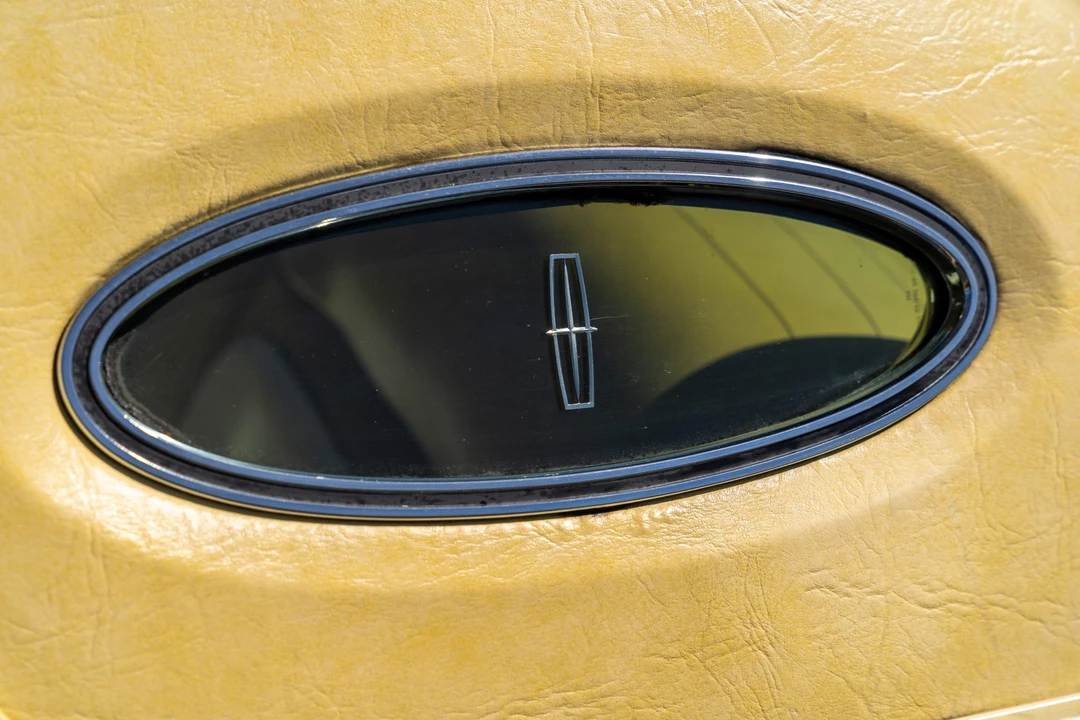 1977 Lincoln Continental Mark V - Image 29 of 31