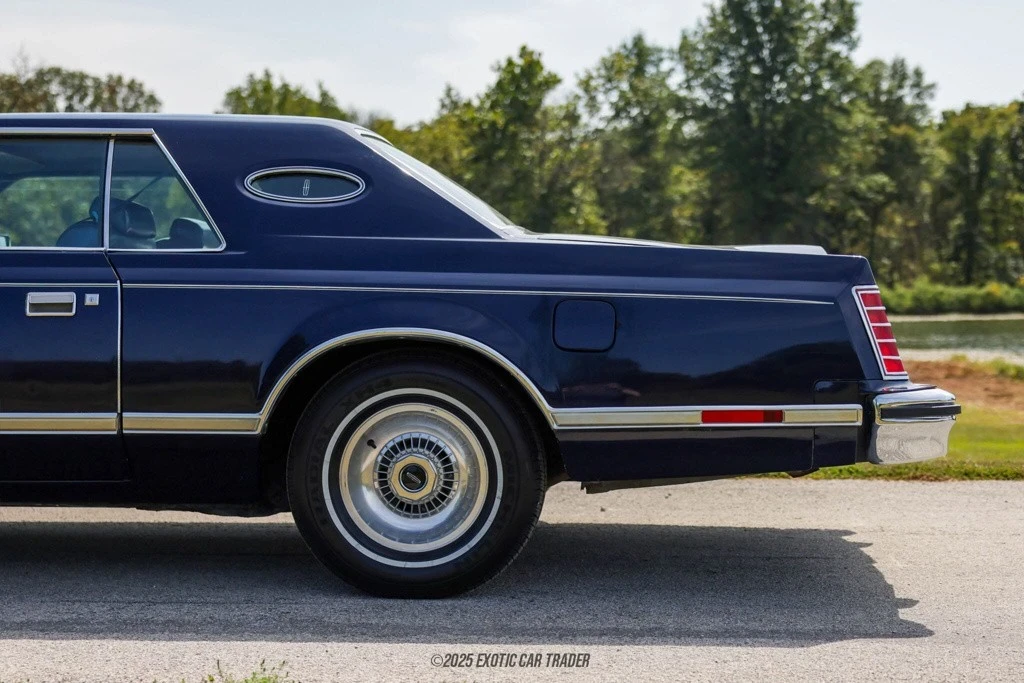 1977 Lincoln Continental Mark V - Image 5 of 12