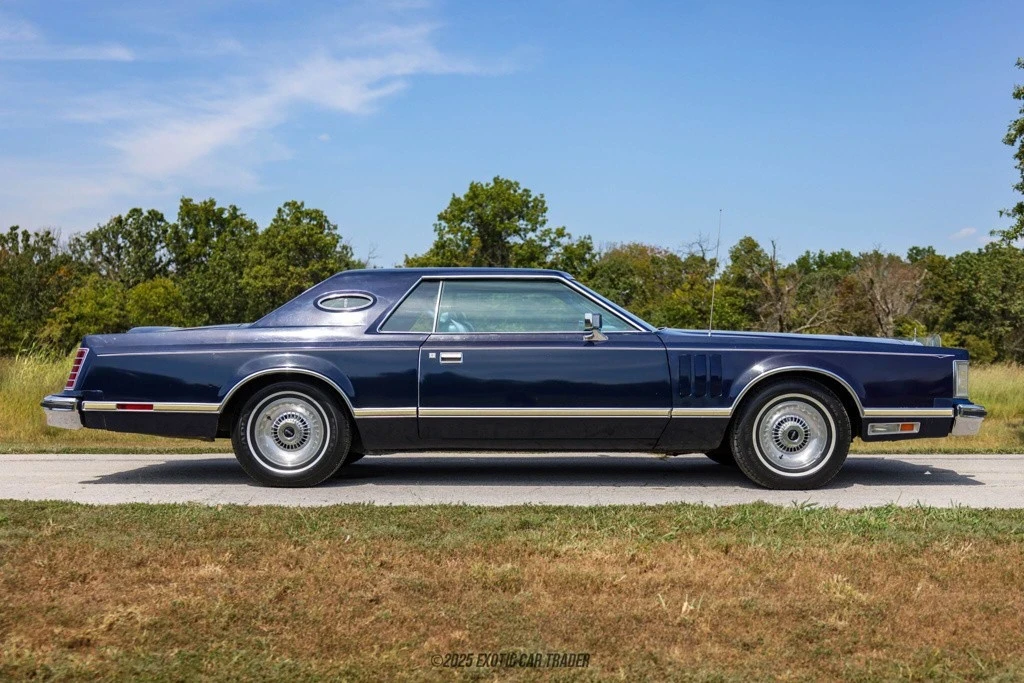 1977 Lincoln Continental Mark V - Image 9 of 12