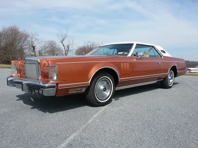 1977 Lincoln Continental Mark V - Image 2 of 2