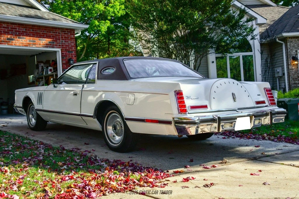 1977 Lincoln Continental Mark V - Image 6 of 12