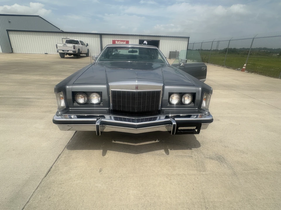 1977 Lincoln Continental Mark V - Image 6 of 31