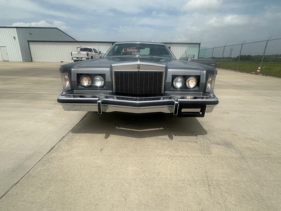 1977 Lincoln Continental Mark V - Image 7 of 31