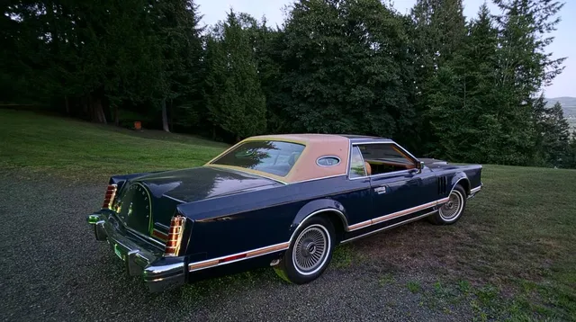 1977 Lincoln Continental Mark V Coupe