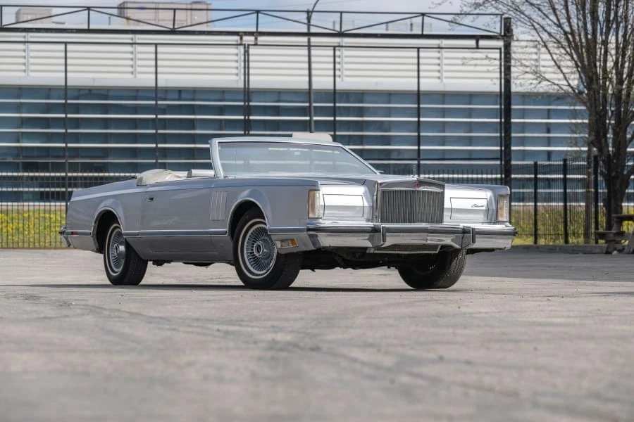 1977 Lincoln Continental Mark V - Image 6 of 31